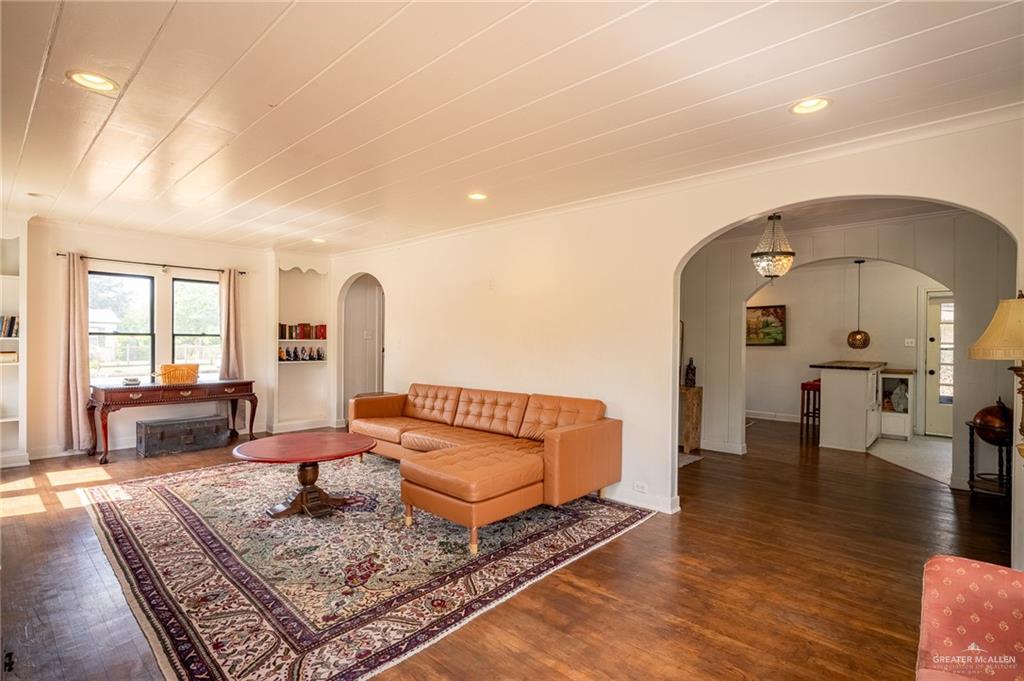 Photo 5 of 902 15th Street