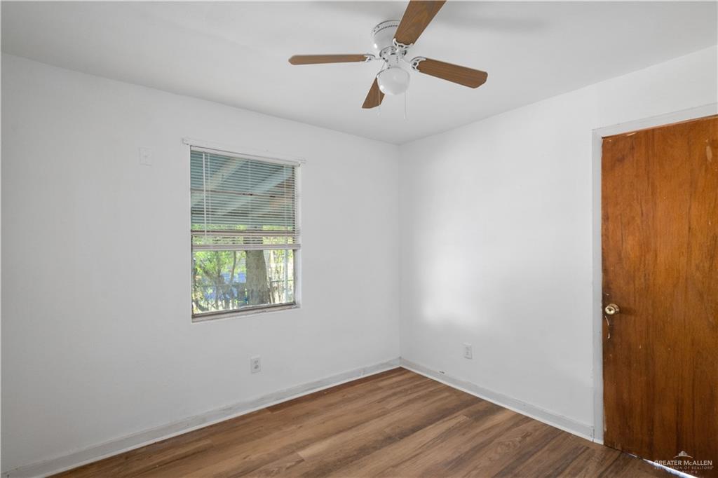 Photo 6 of 733 Esperanza Street