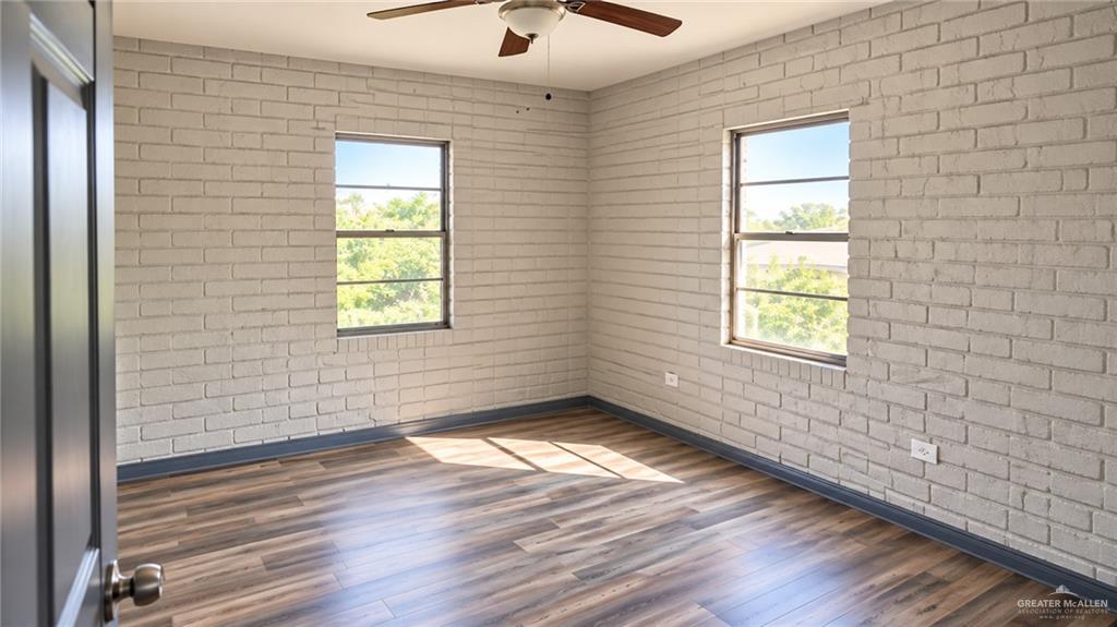 Photo 5 of 303 26th Street