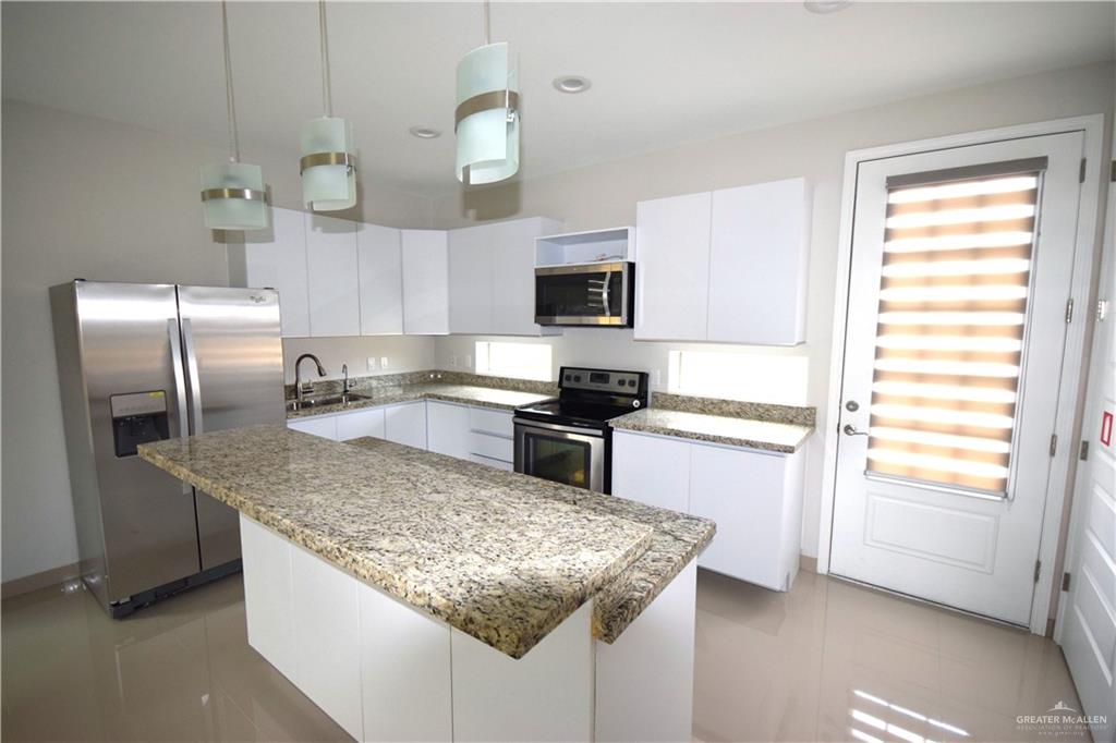 Photo 8 of 1202 Upas Drive