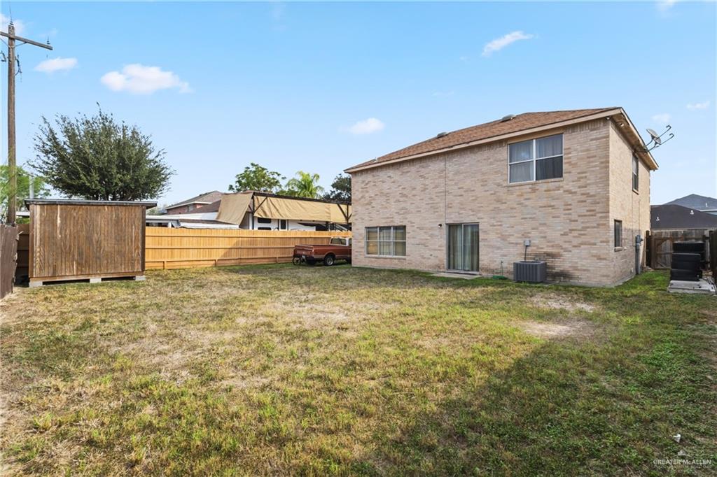 Photo 19 of 3101 San Antonio Avenue