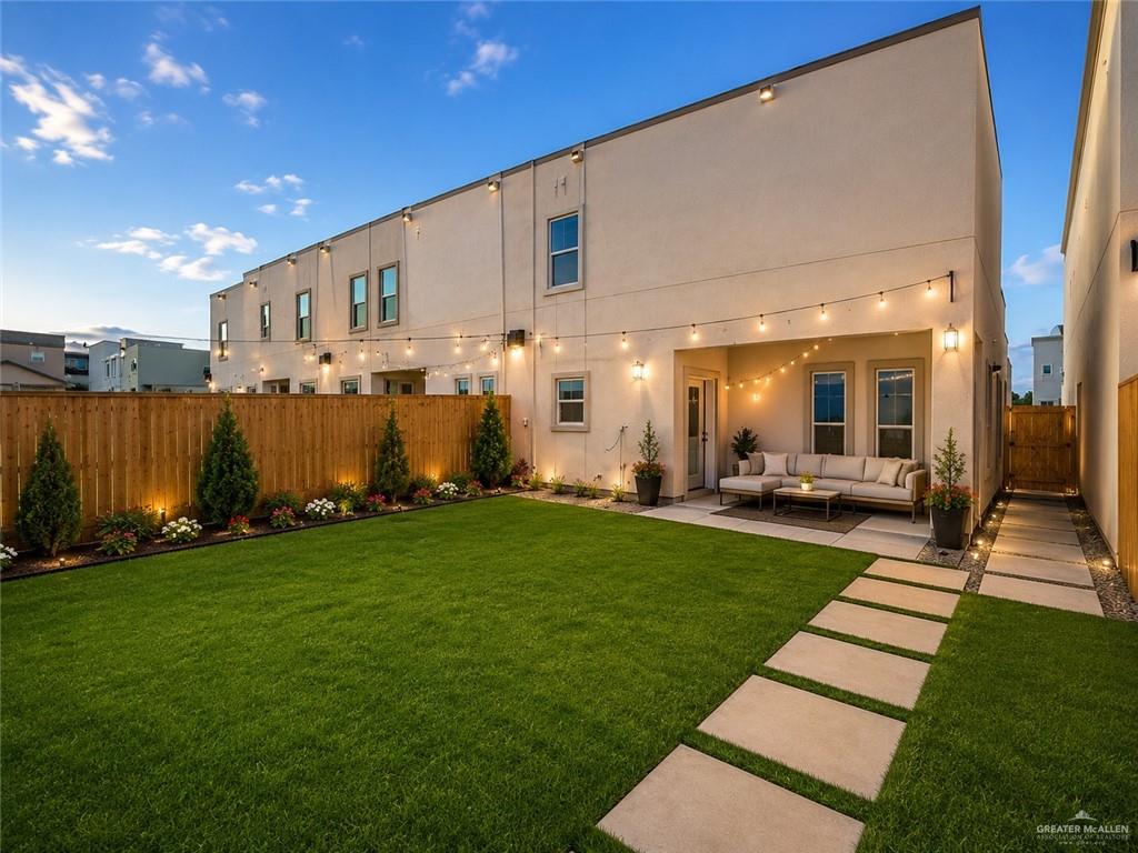 Photo 2 of 2214 Corales Street