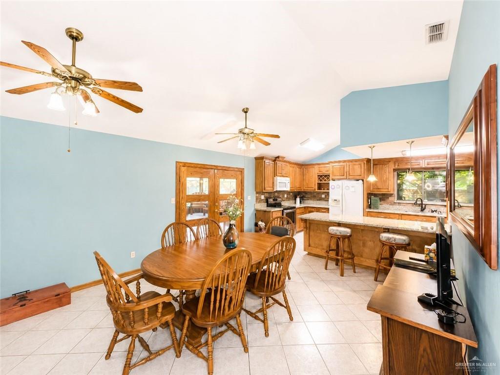 Photo 9 of 1620 Dulcinea Avenue