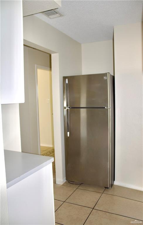 Photo 6 of 2125 Kerria Avenue #3
