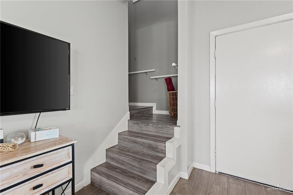 Photo 11 of 219 Las Joyas Boulevard