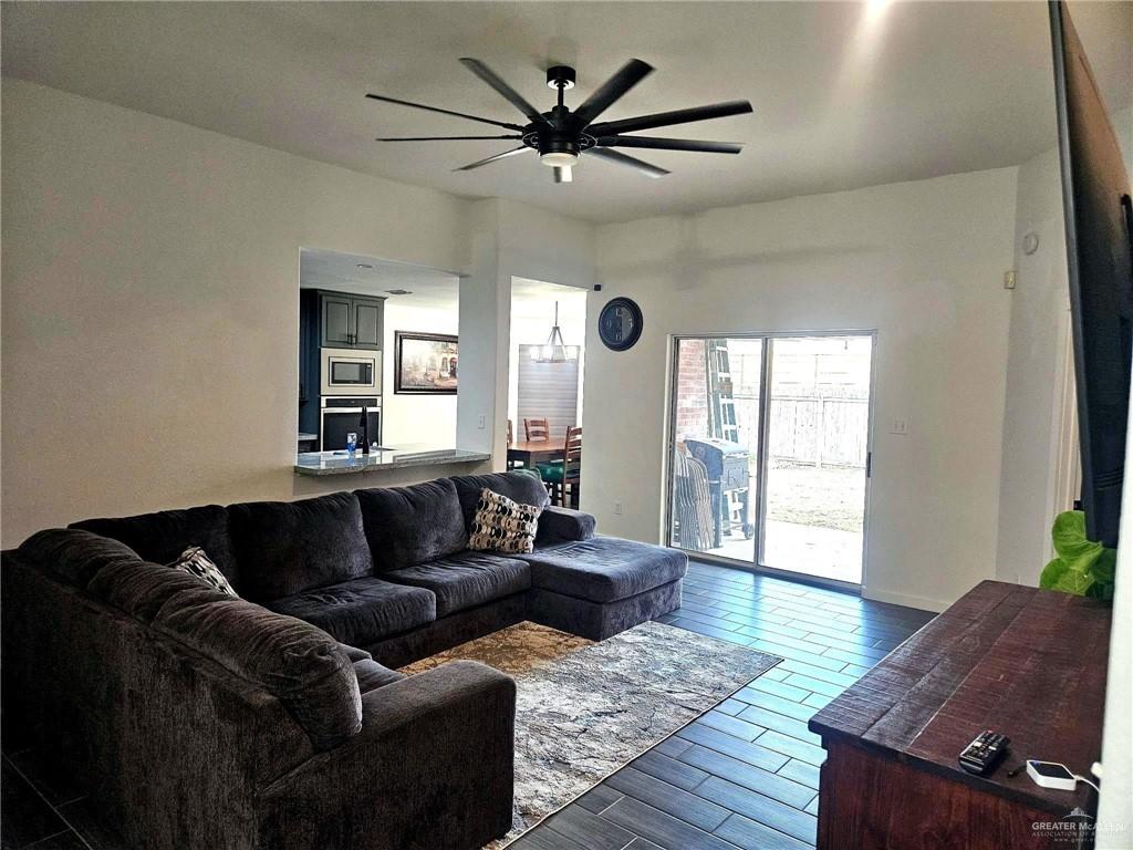 Photo 3 of 2701 Quamasia Avenue