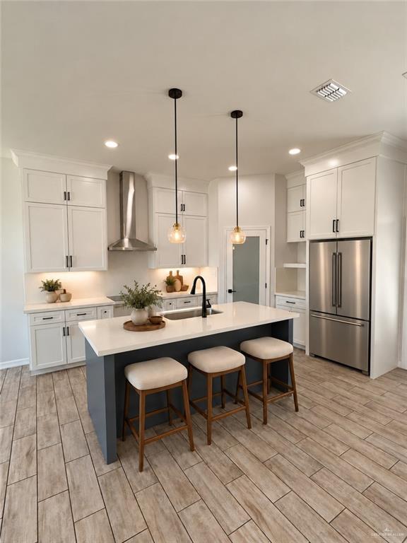 Photo 4 of 217 Risueno Avenue