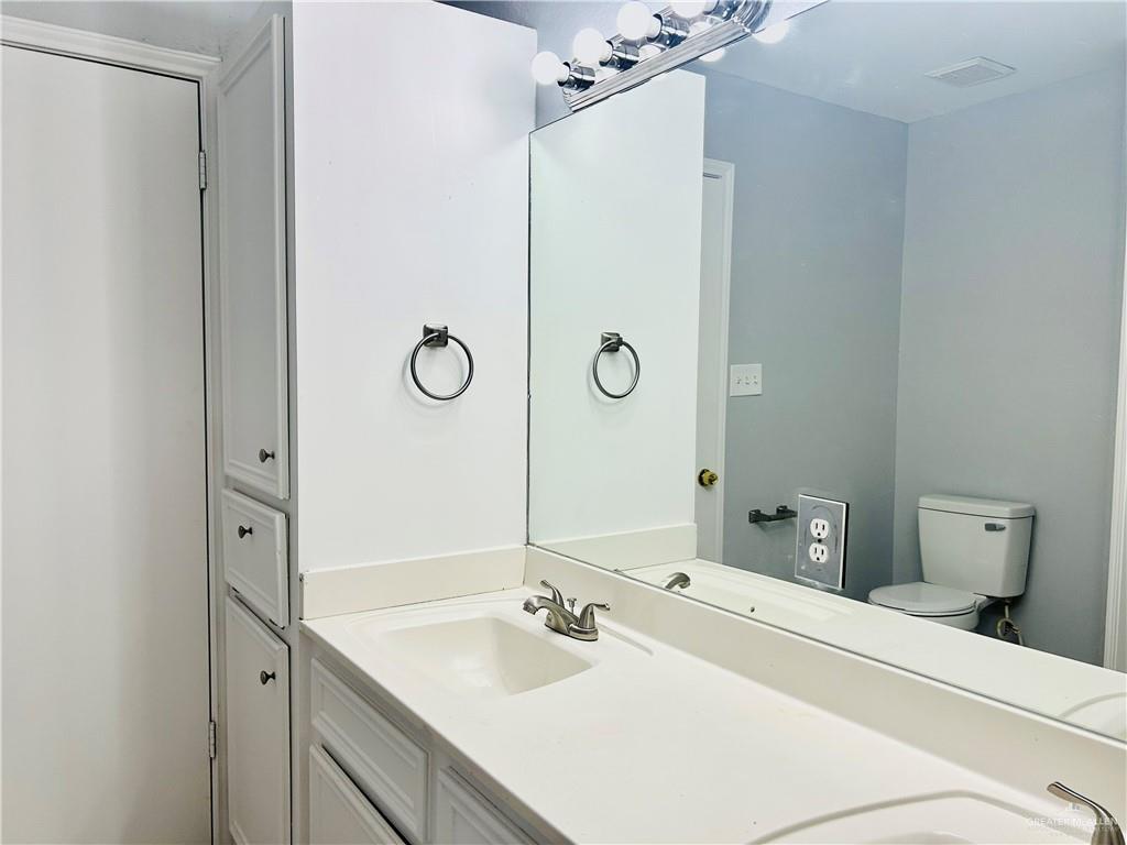 Photo 8 of 1004 Liz Rios Drive