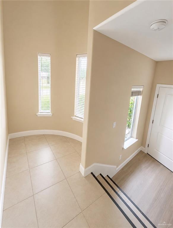 Photo 5 of 1412 Keeton Avenue #15