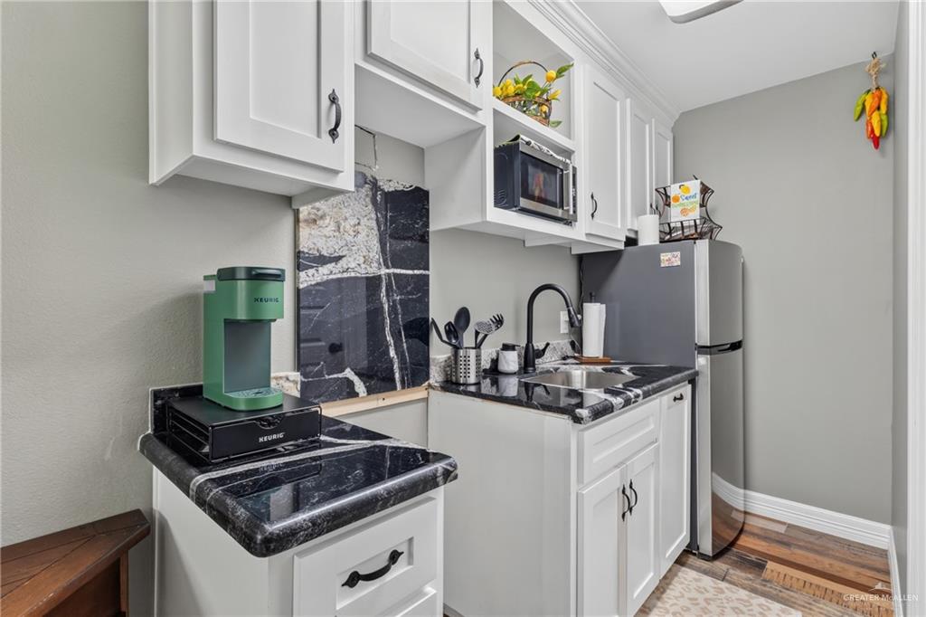 Photo 6 of 6211 Athena Avenue