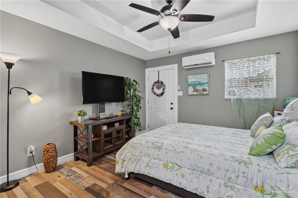 Photo 9 of 6211 Athena Avenue