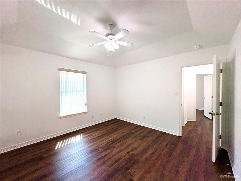 Photo 7 of 103 Saturn Street