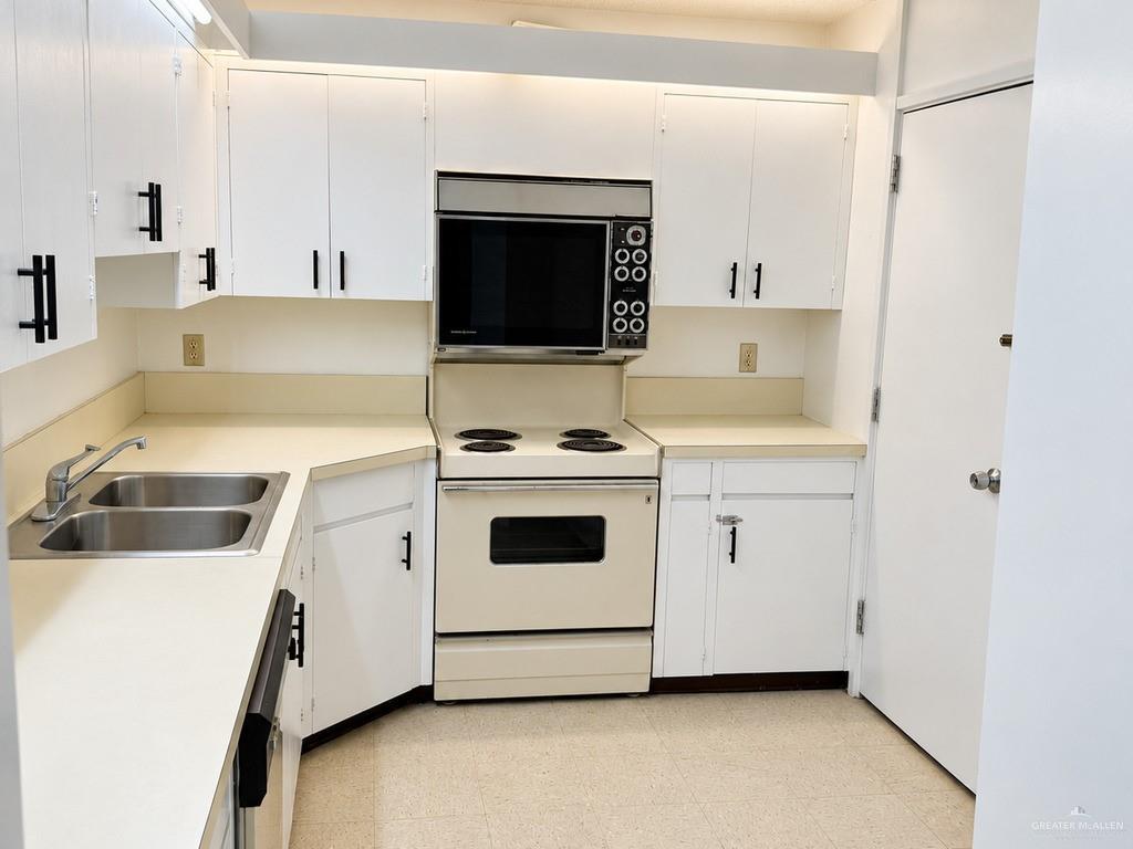 Photo 10 of 600 Wichita Avenue #307