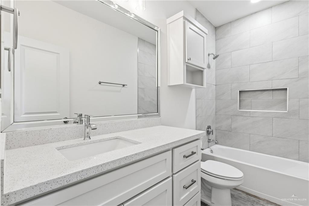 Photo 13 of 11504 25th Street