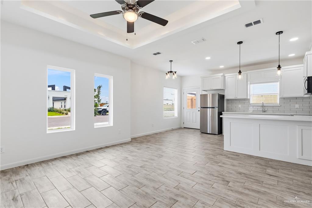Photo 2 of 11504 25th Street
