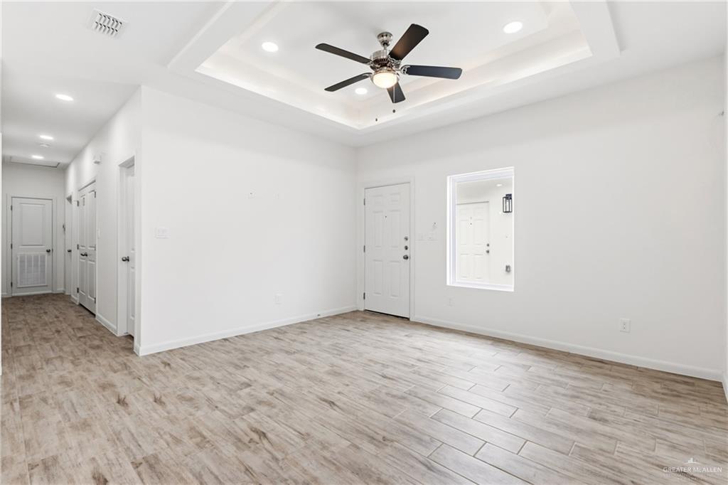 Photo 3 of 11504 25th Street