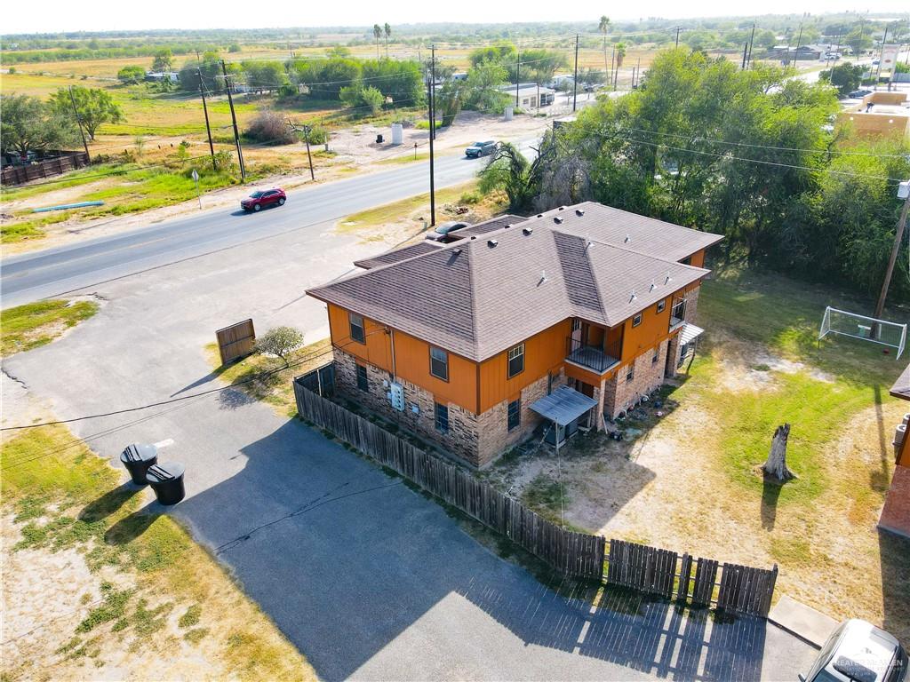 Photo 6 of 2215 Main Avenue