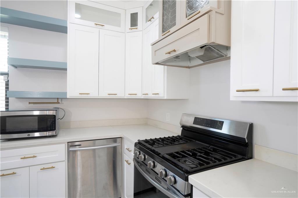 Photo 4 of 2831 Garman Street