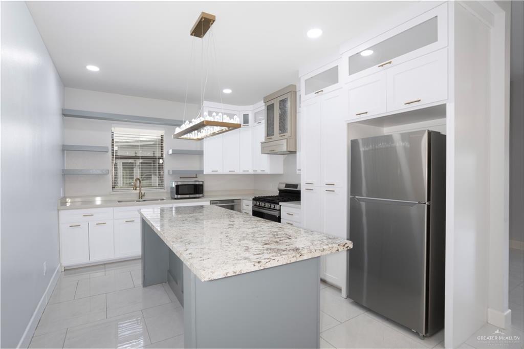 Photo 5 of 2831 Garman Street