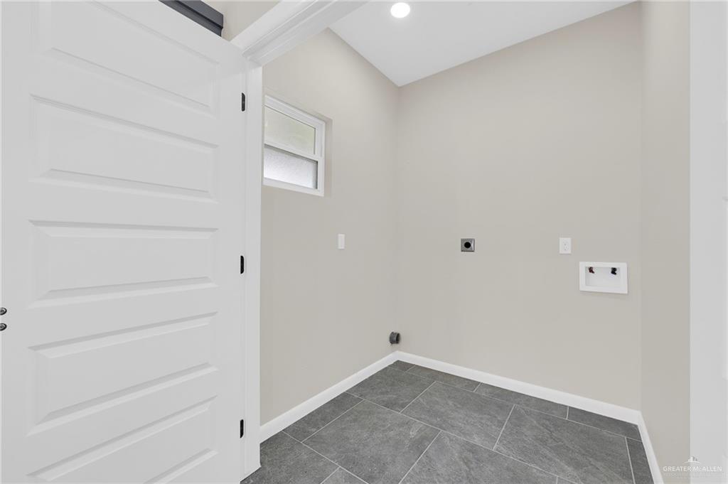 Photo 8 of 3517 Mcgrady Street