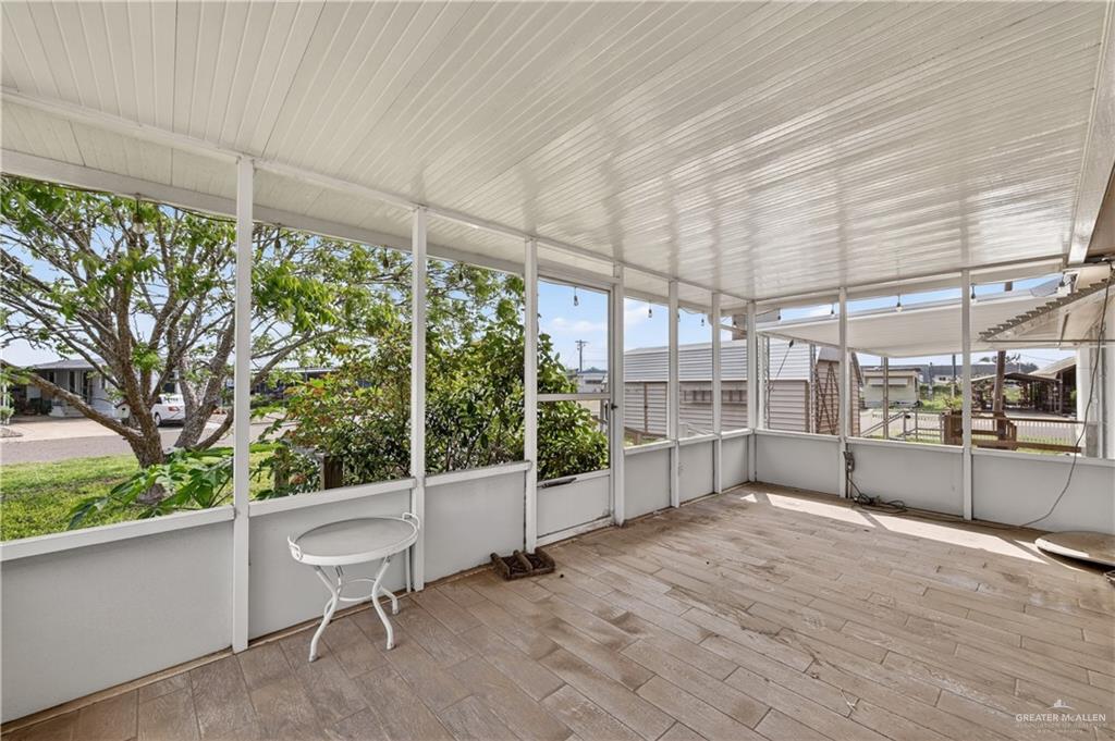 Photo 17 of 405 Citrus Circle