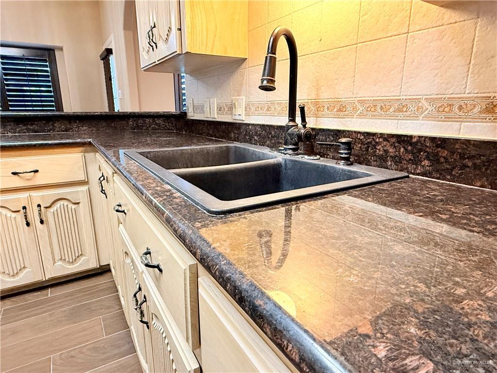Photo 9 of 3700 San Gerardo Street