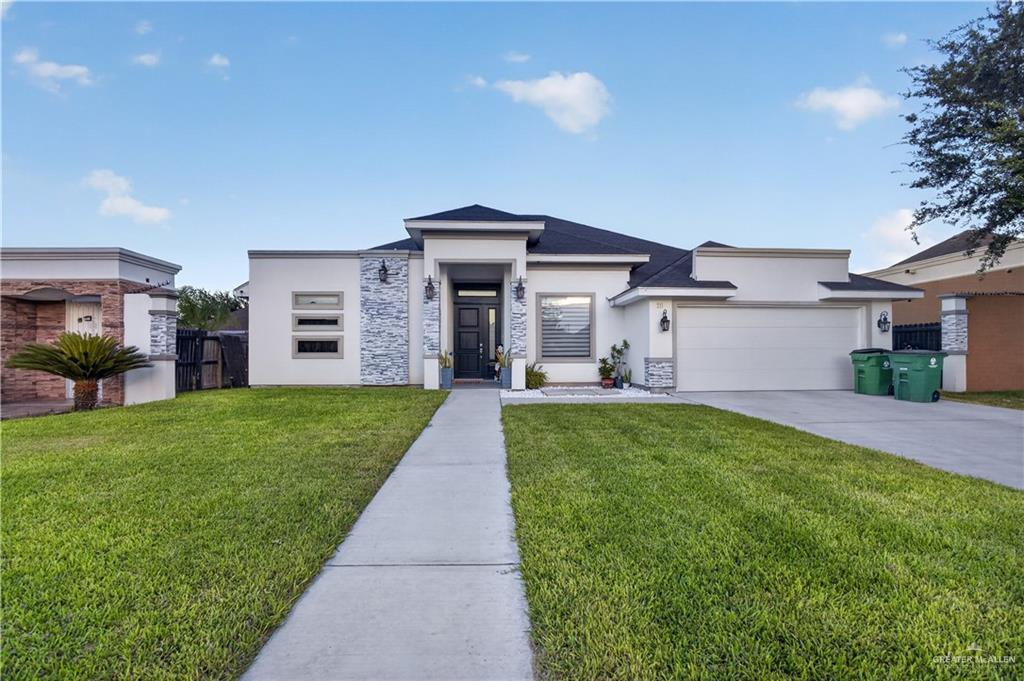 Photo 1 of 211 17th Street, Hidalgo