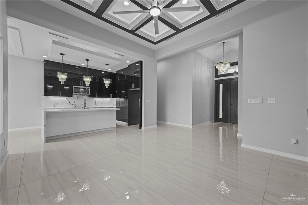 Photo 3 of 3003 Silver Oak Avenue