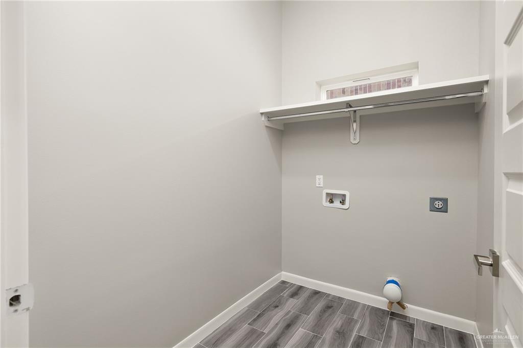 Photo 9 of 704 25th Street