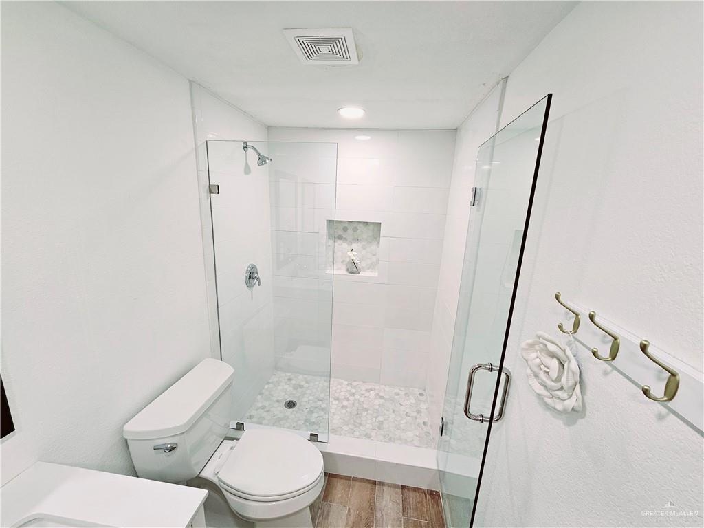 Photo 15 of 1122 Highland Avenue