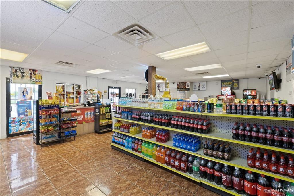 Photo 4 of 905 7th Street