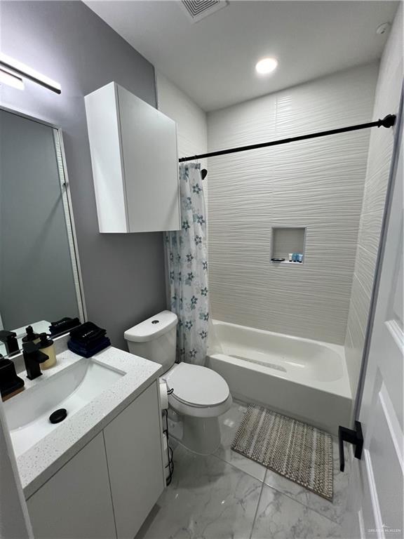 Photo 5 of 1421 Iris Avenue #3