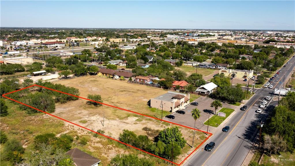 Photo 3 of 916 Pike Boulevard