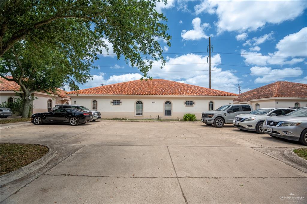 Photo 1 of 604 Buena Vista Drive, Weslaco