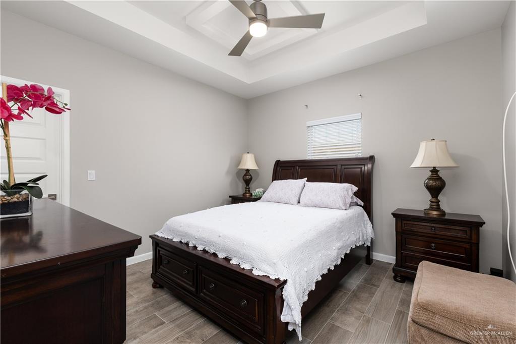 Photo 11 of 5816 Pelican Avenue