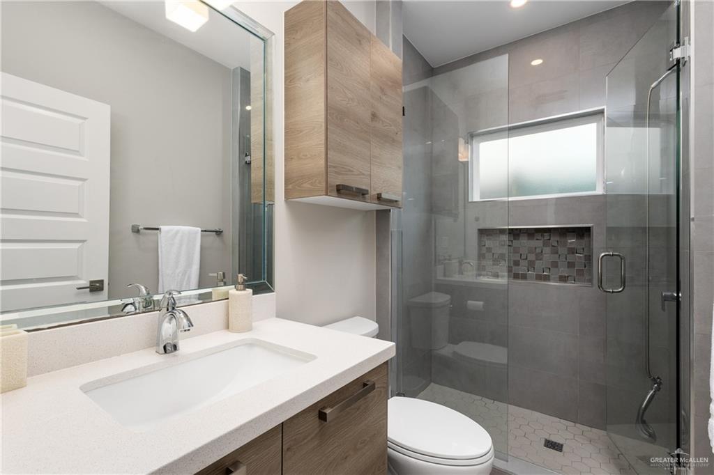 Photo 14 of 5816 Pelican Avenue