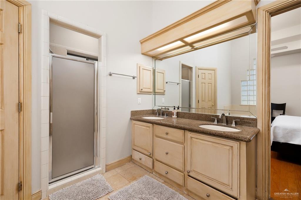 Photo 11 of 513 Bluebird Avenue