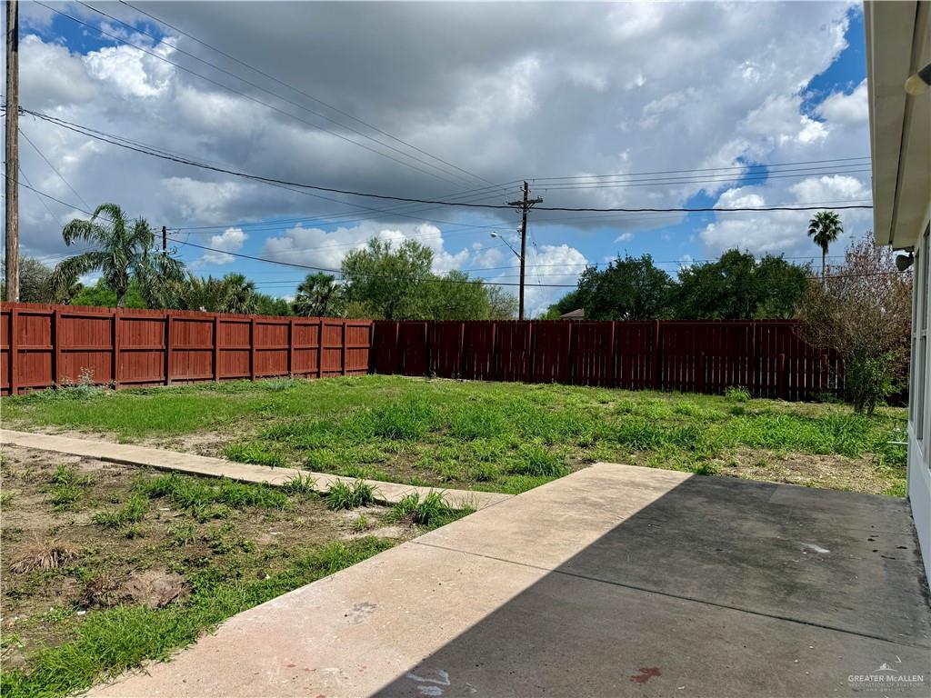 Photo 7 of 200 Camellia Avenue