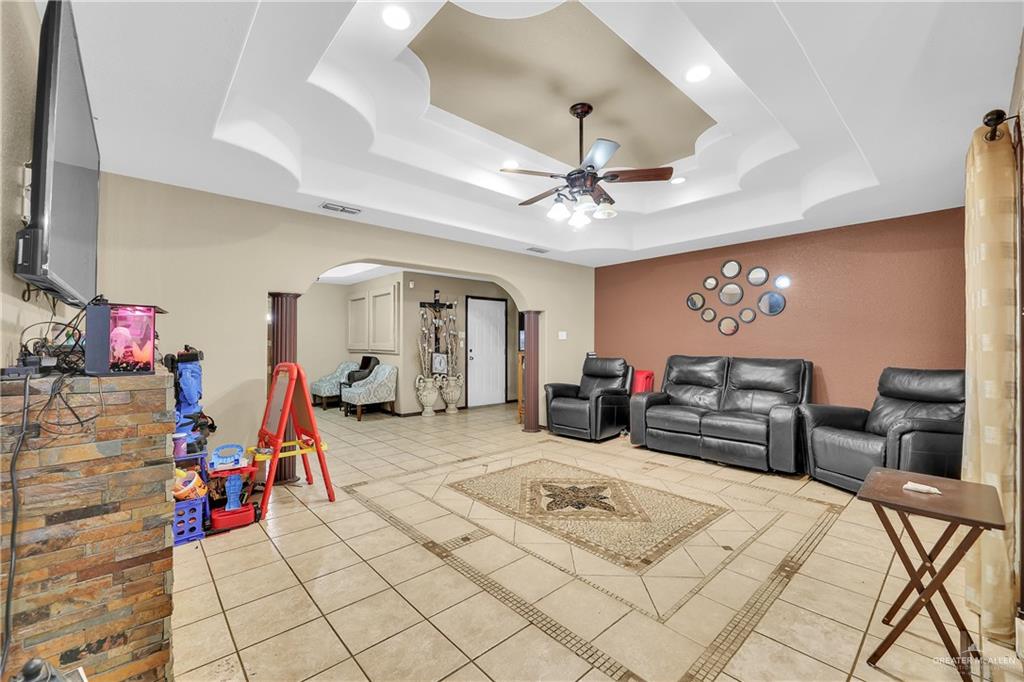 Photo 2 of 1903 Camelia Avenue