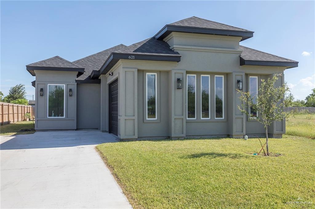 Photo 1 of 621 Tower Oak Drive, Alamo
