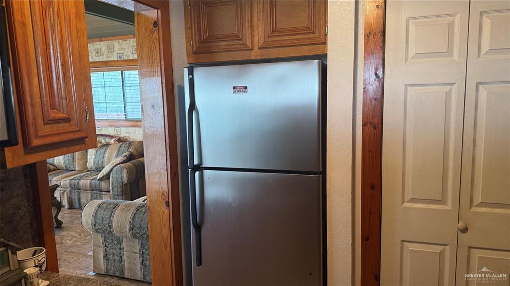 Photo 9 of 8504 Lago Vista Drive