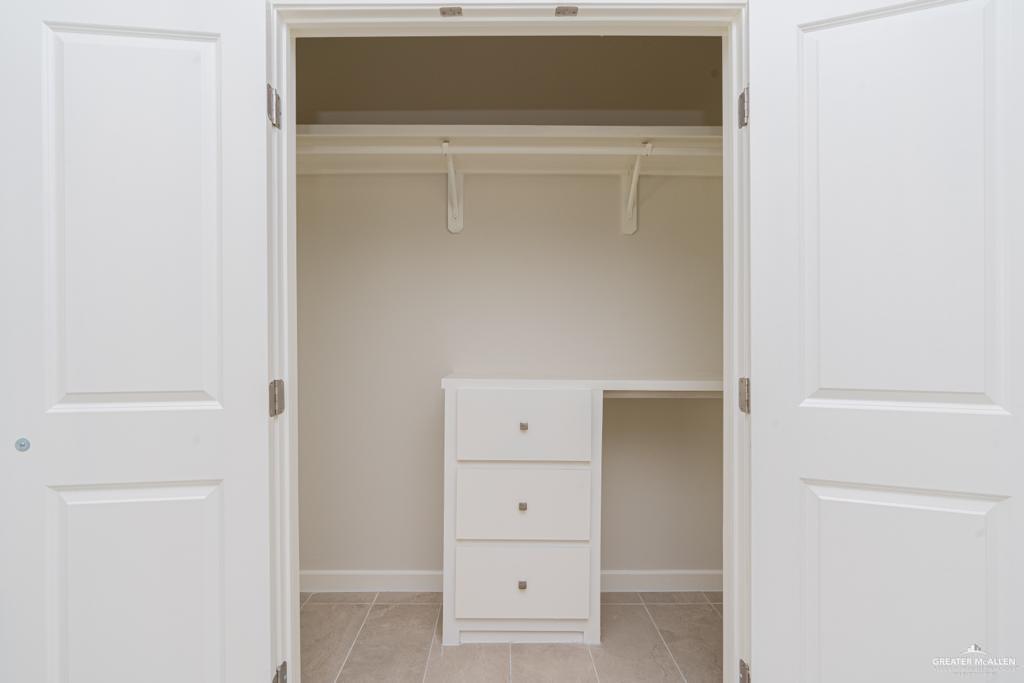 Photo 8 of 1040 English Avenue #4