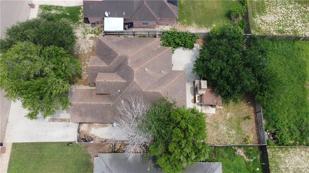 Photo 2 of 732 Huisache Street
