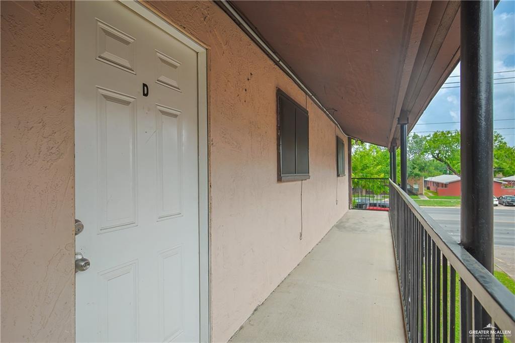 Photo 3 of 1521 Nolana Avenue #D
