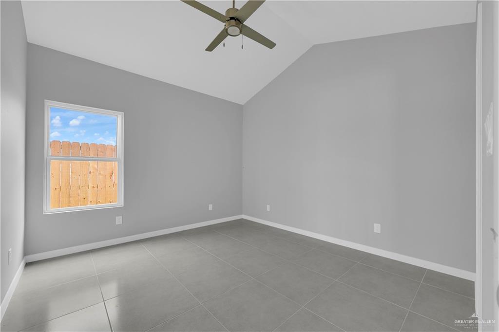Photo 10 of 700 Oriole Road