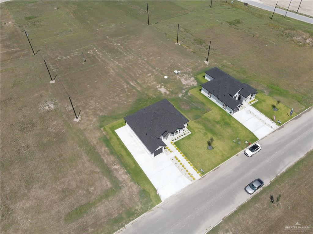 Photo 21 of 1725 Yaretzi Street