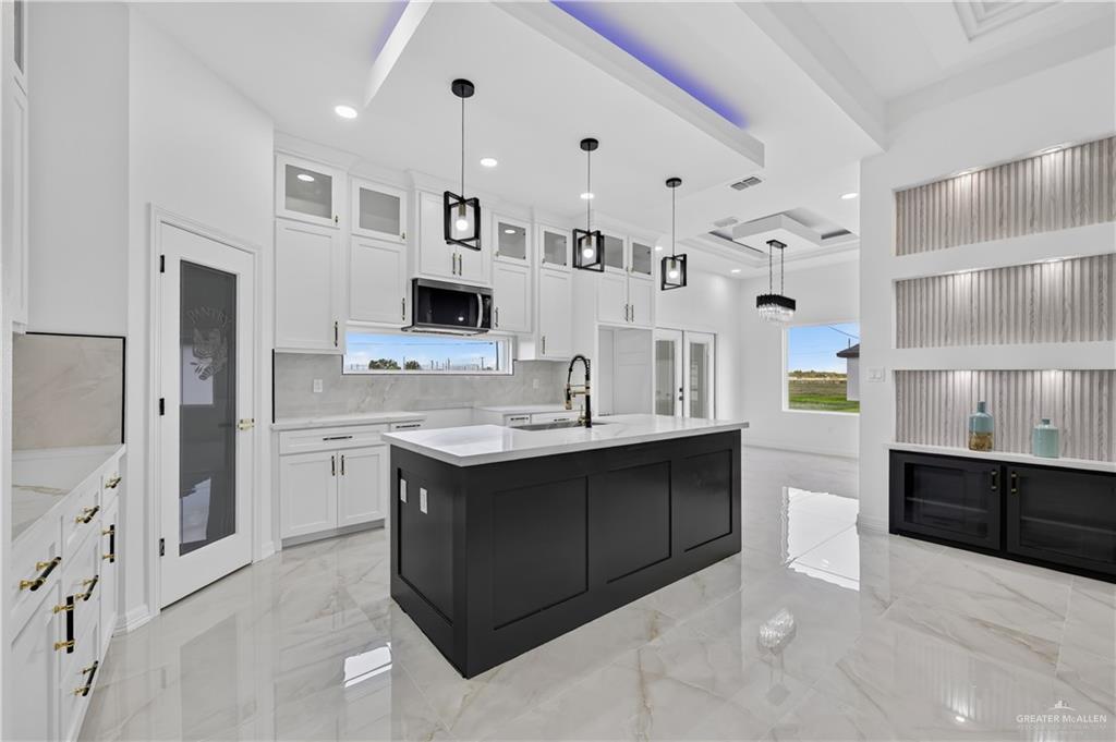 Photo 4 of 1725 Yaretzi Street