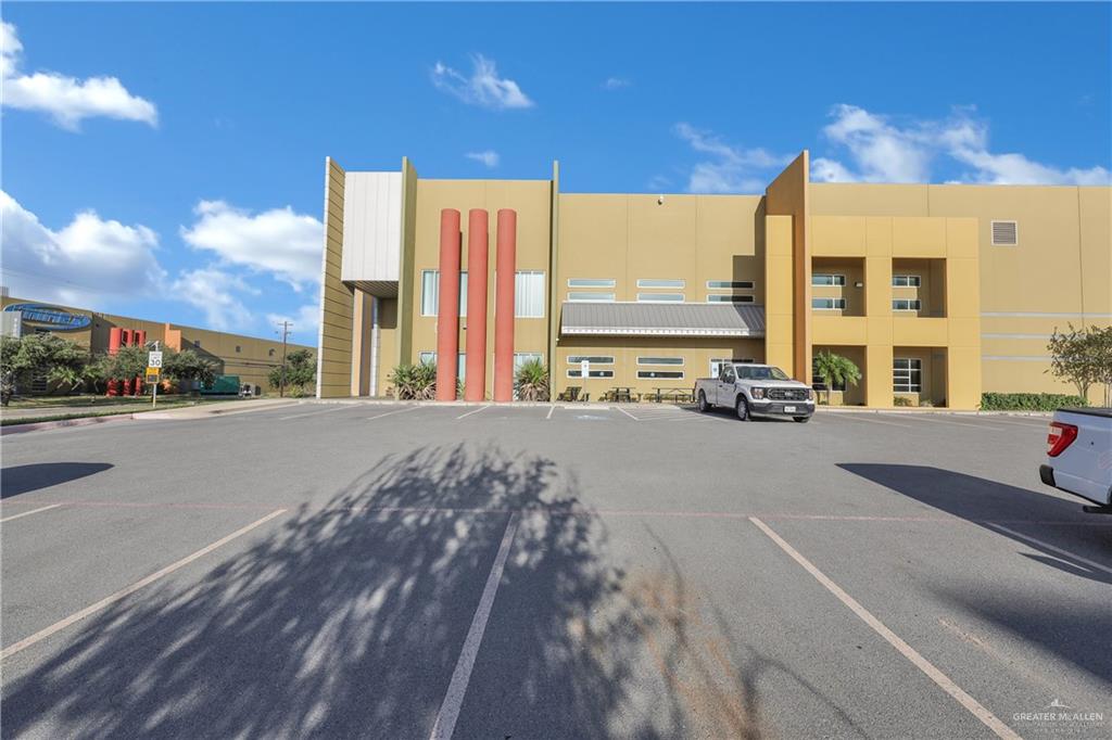 Photo 2 of 1000 Anaya Road