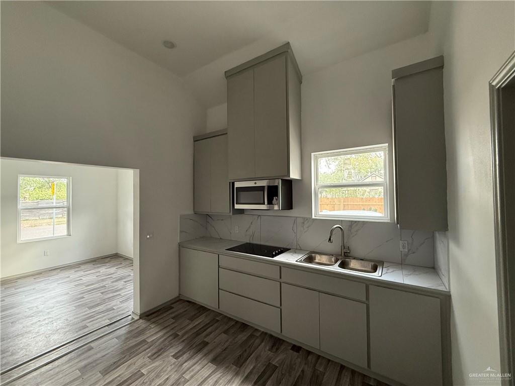 Photo 19 of 212 11th Street