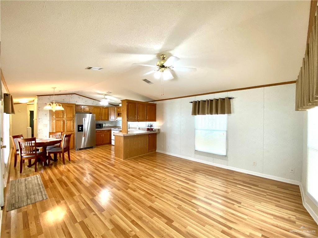 Photo 4 of 2022 Vernon Street